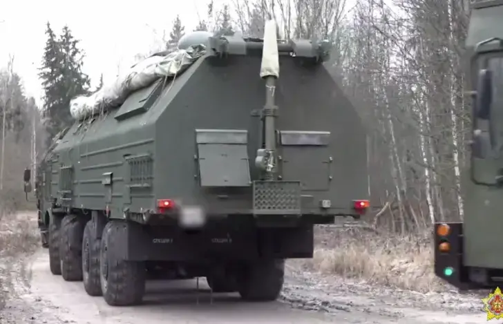 Стоп-кадр з сюжэта Міністэрства абароны пра пастаноўку на баявую варту "Арэшніка"
